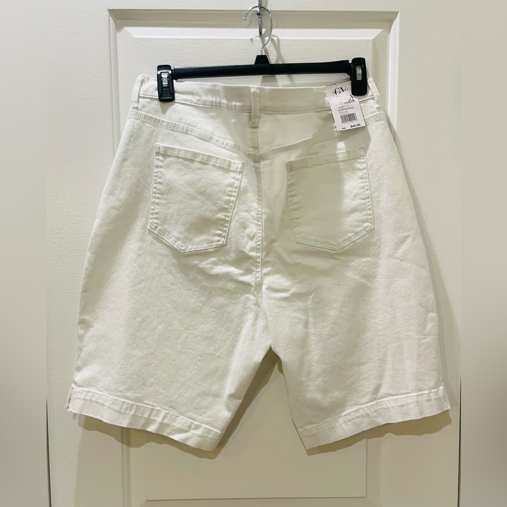 NEW…Gloria Vanderbilt Amanda Bermuda Shorts - Picture 3 of 4